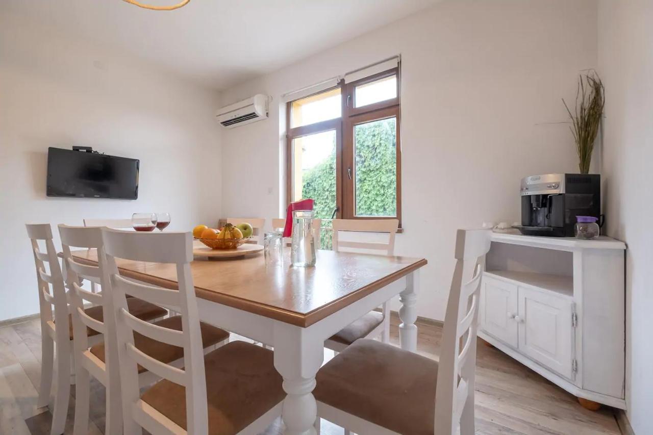 סופיה Entire Central House With Guest Rooms & Garden מראה חיצוני תמונה
